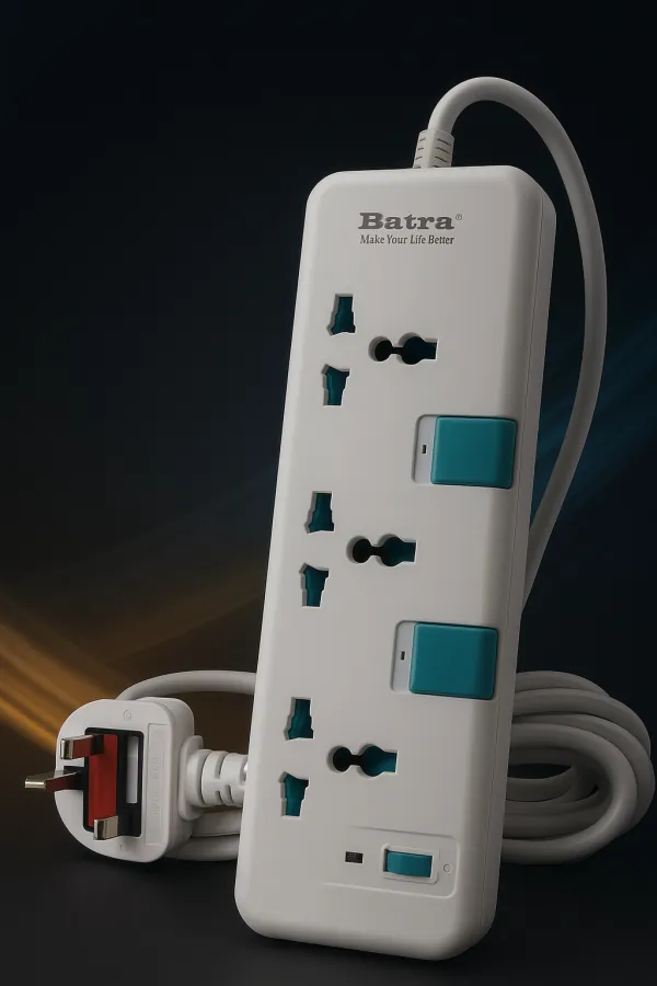 سيار كهربائي متعدد المخارج من Batra - 3 مخارج طول 3 متر Batra International Power Strip – Model BS23 3m — 2