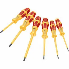 مقبض مفك براغي كرافتفورم ويرا

Wera 816 R Bitholding Screwdriver Handle — 2