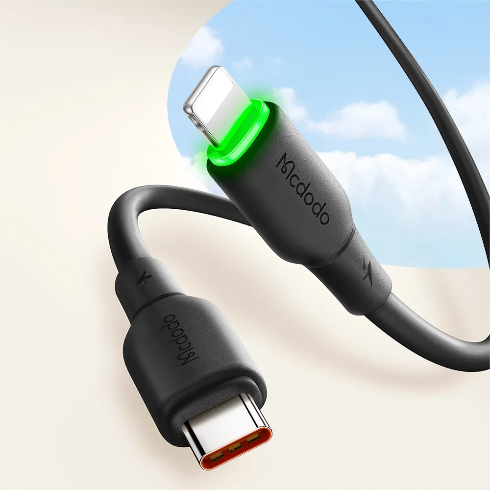 كابل ماكدودو USB-C إلى لايتنينج بقدرة 36 واط مع إضاءة LED طول 1.2 متر — 3