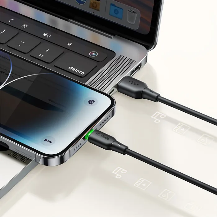 كيبل بيانات ماكدودو Lightning مع إضاءة LED طول 1.2 متر أسود — 9