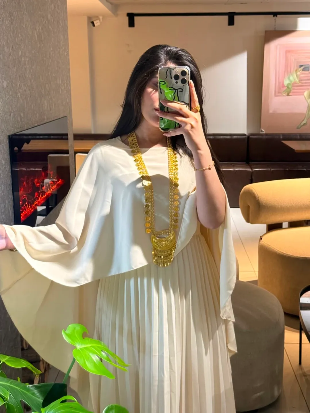 فستان وعباية نسائية فخمة — 3