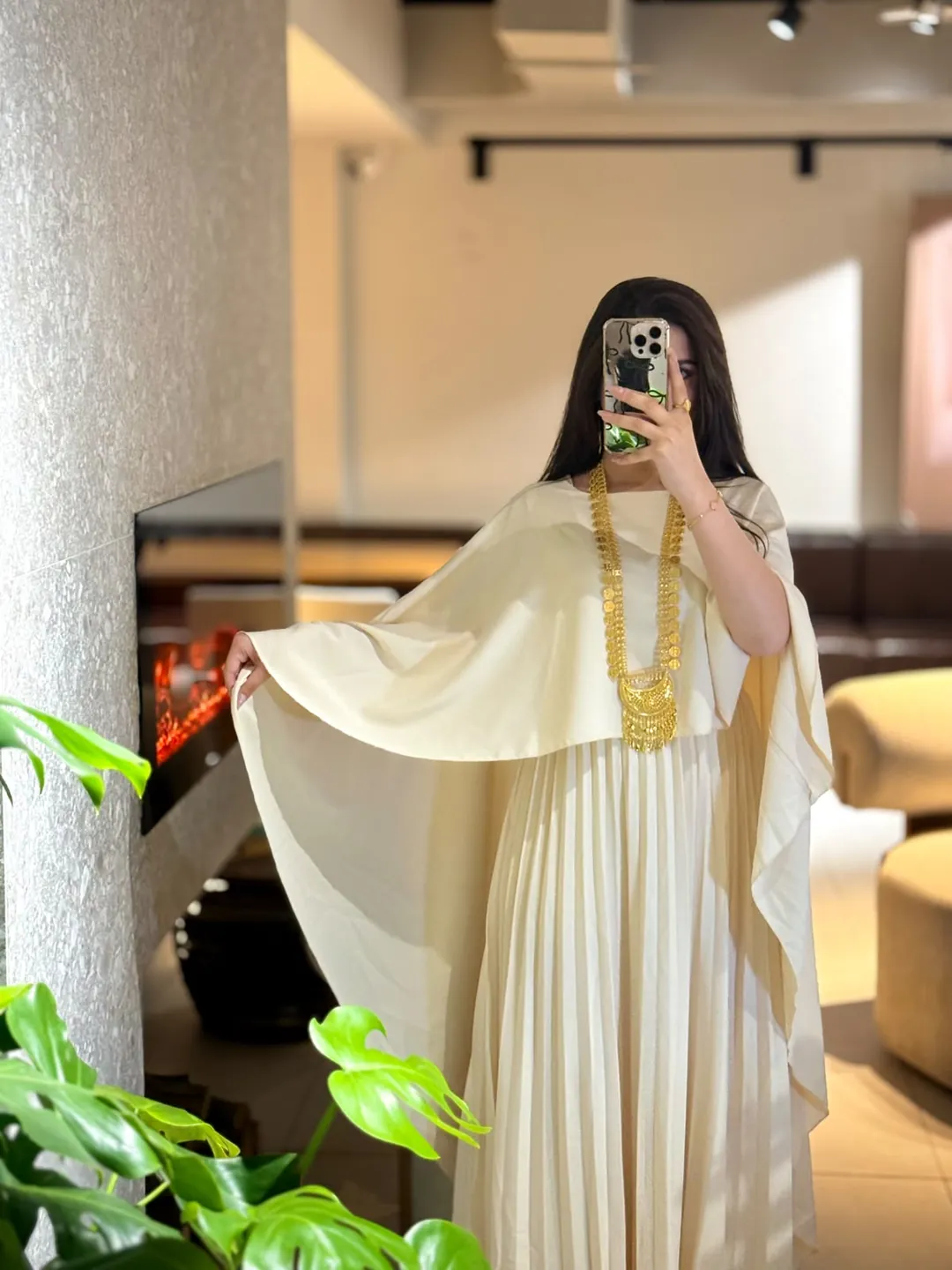 فستان وعباية نسائية فخمة — 4