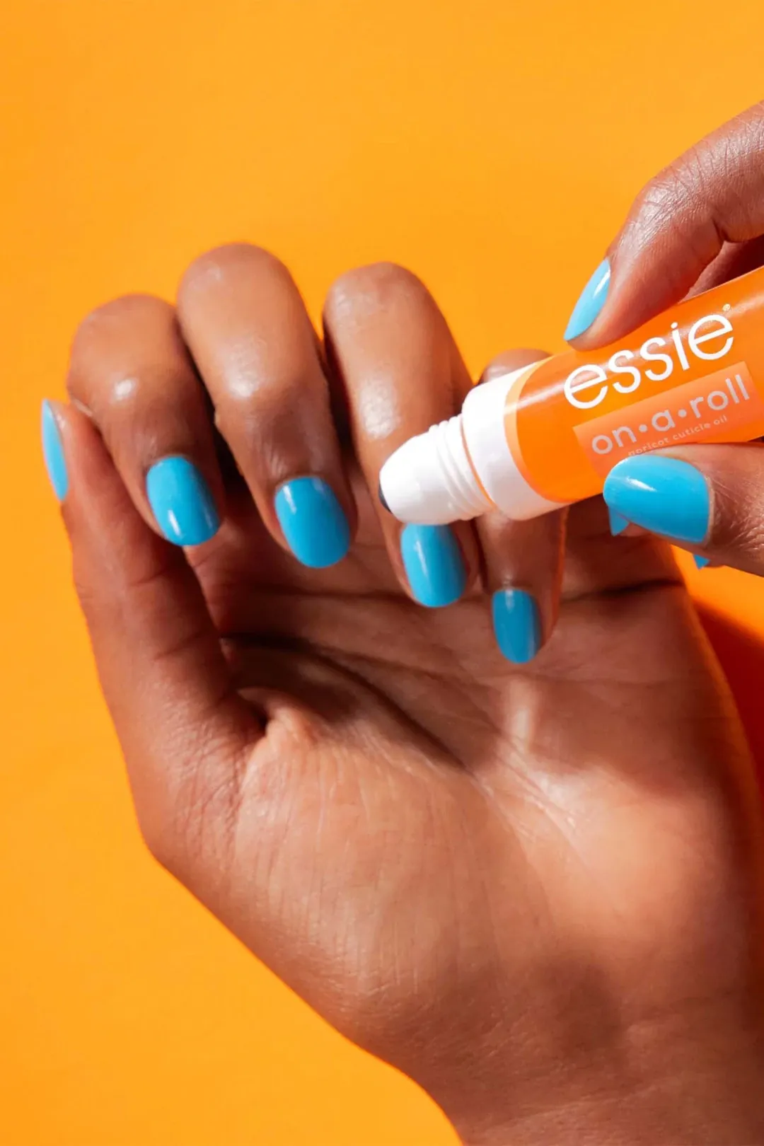 زيت أظافر وبشرة المشمش من ESSIE 13.5 مل — 2